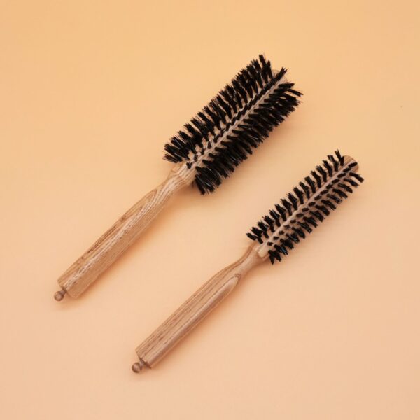 Brosse à brushing en frêne & poils naturels - coiffage doux